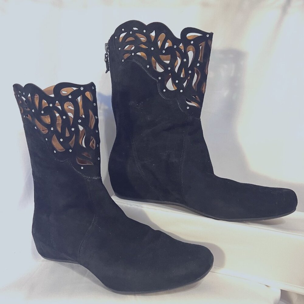 Earthies Raaka Leather Suede Above Ankle Boots-Cut Outs-Rhinestones-Sz. 9-Comfy